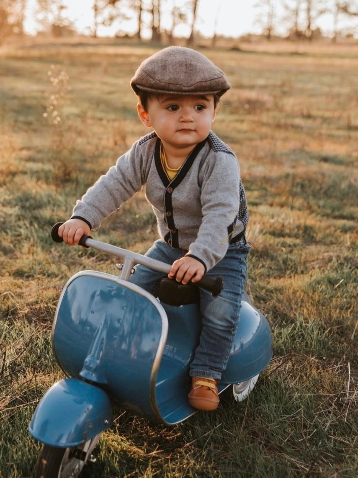 Primo Classic Ride On Scooter Outdoor Play Amboss Toys