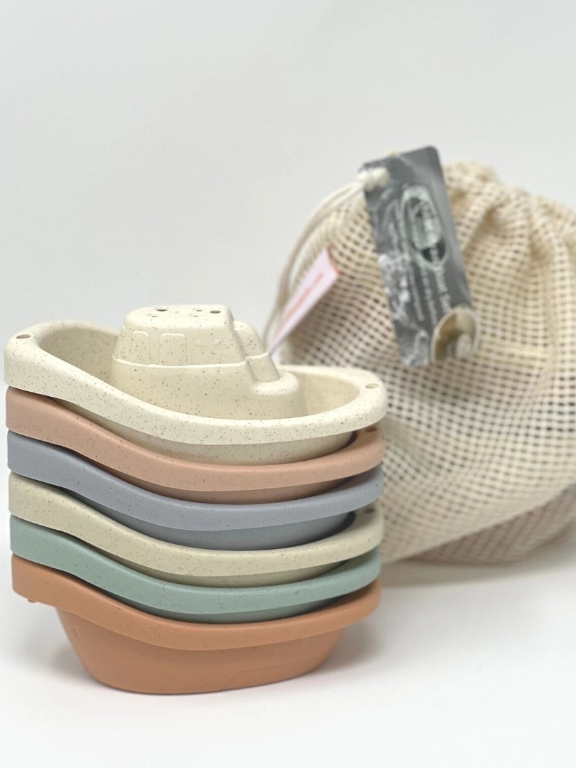 Wheat Straw Boat 6 Piece Set Bath Toys Bug & Bean