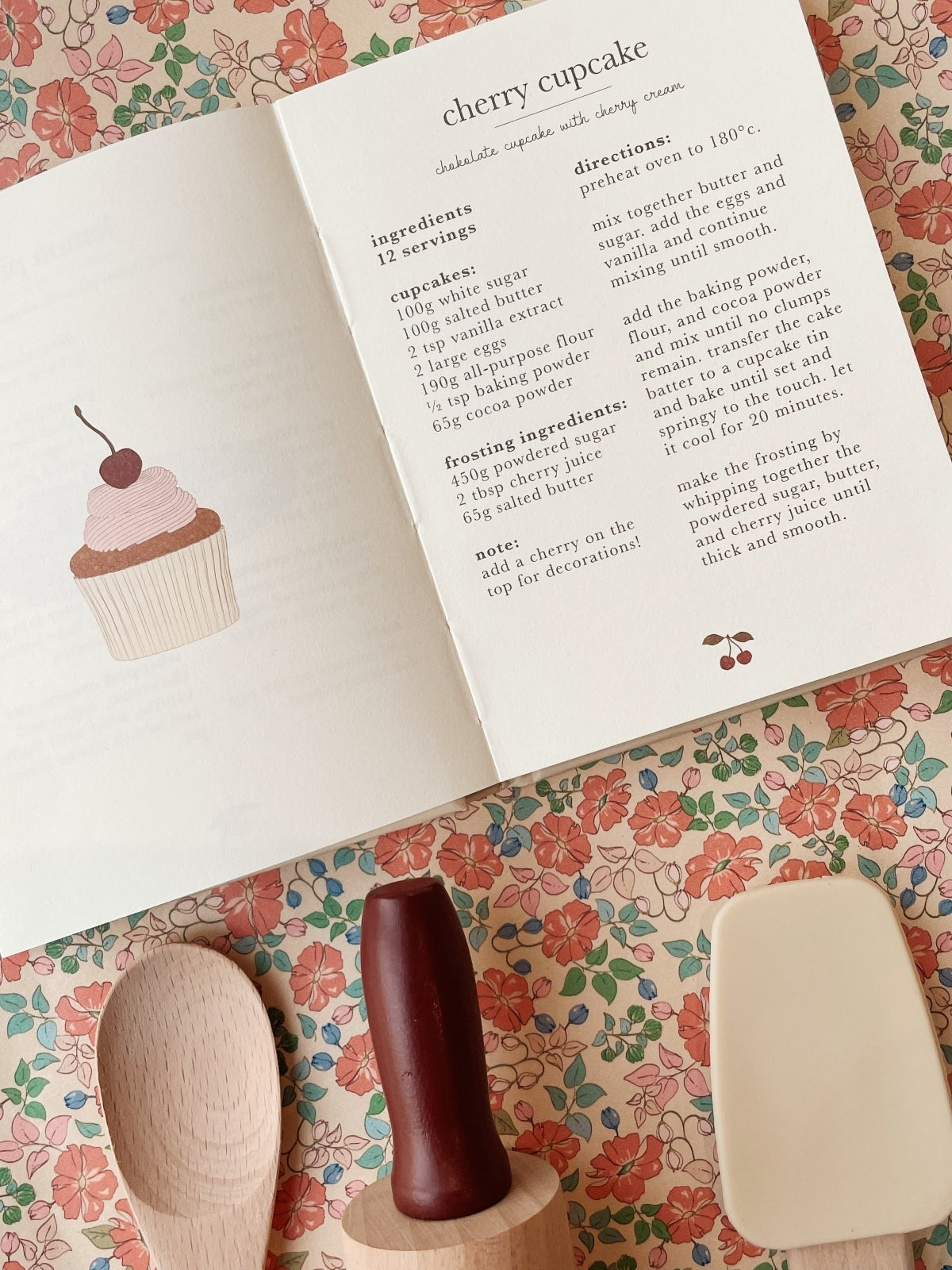 Madeline Baking Set Pretend Play Konges Sløjd