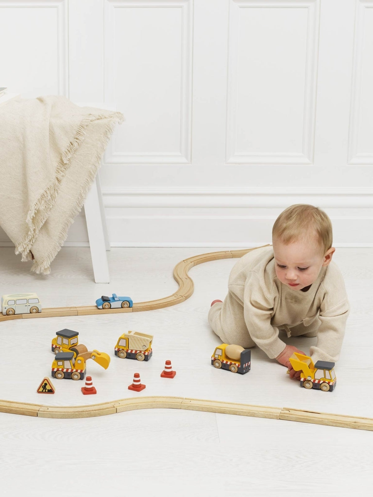 Wooden Construction Toy Cars, Trucks, & Diggers Vehicles Le Toy Van