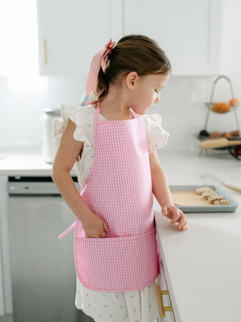 Gingham Red Apron Arts & Crafts TRVL Design