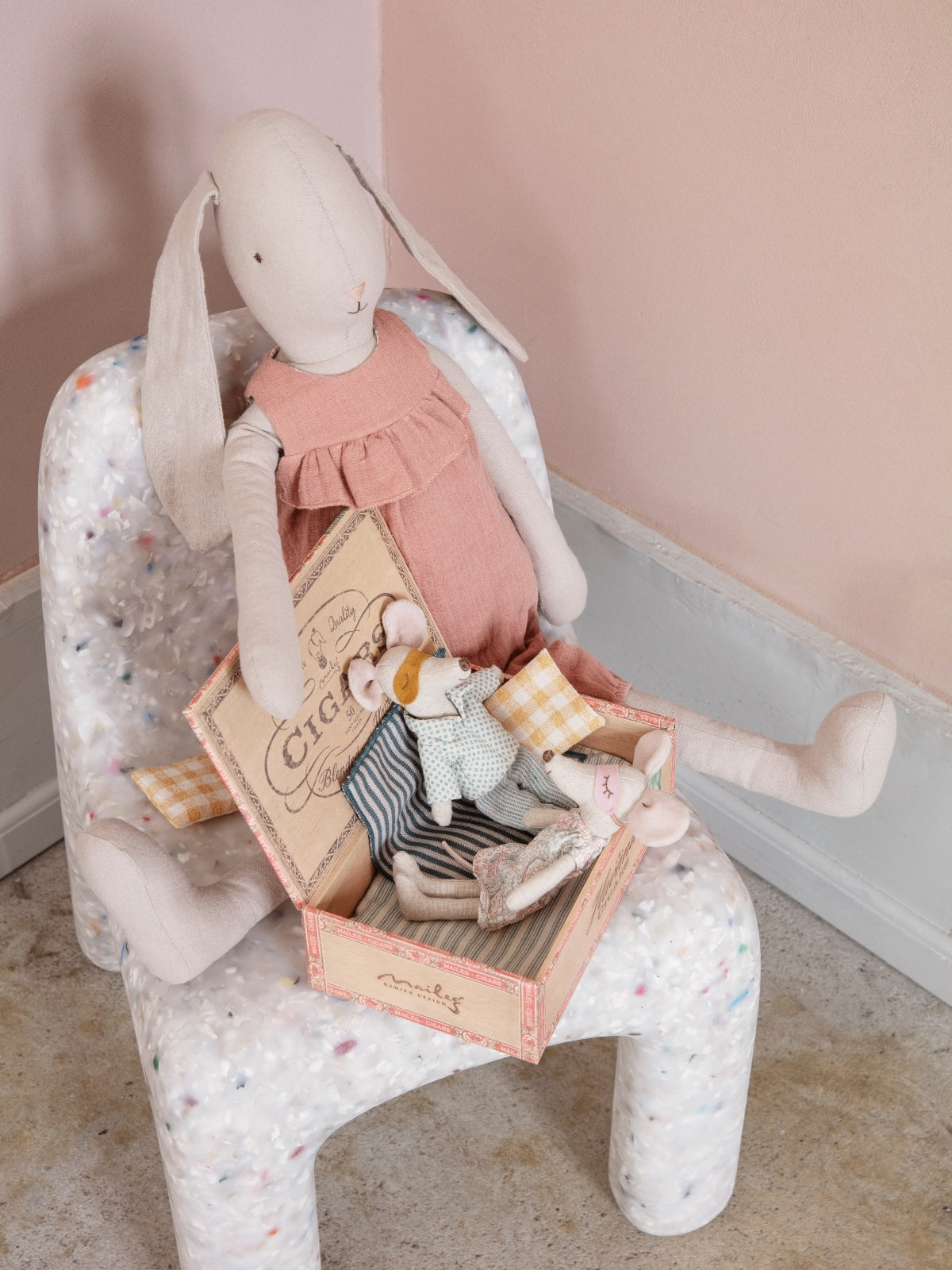 Mum and Dad Mice in Cigarbox Pretend Play Maileg