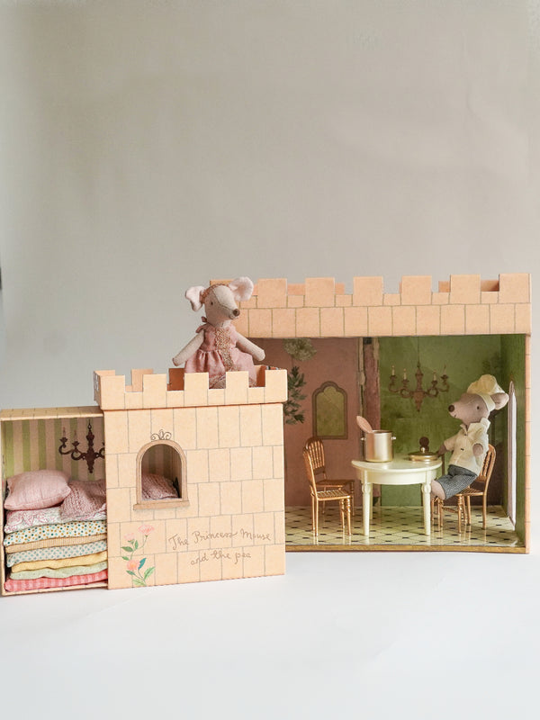 Castle Hall with Chef Mouse and Princess and the Pea