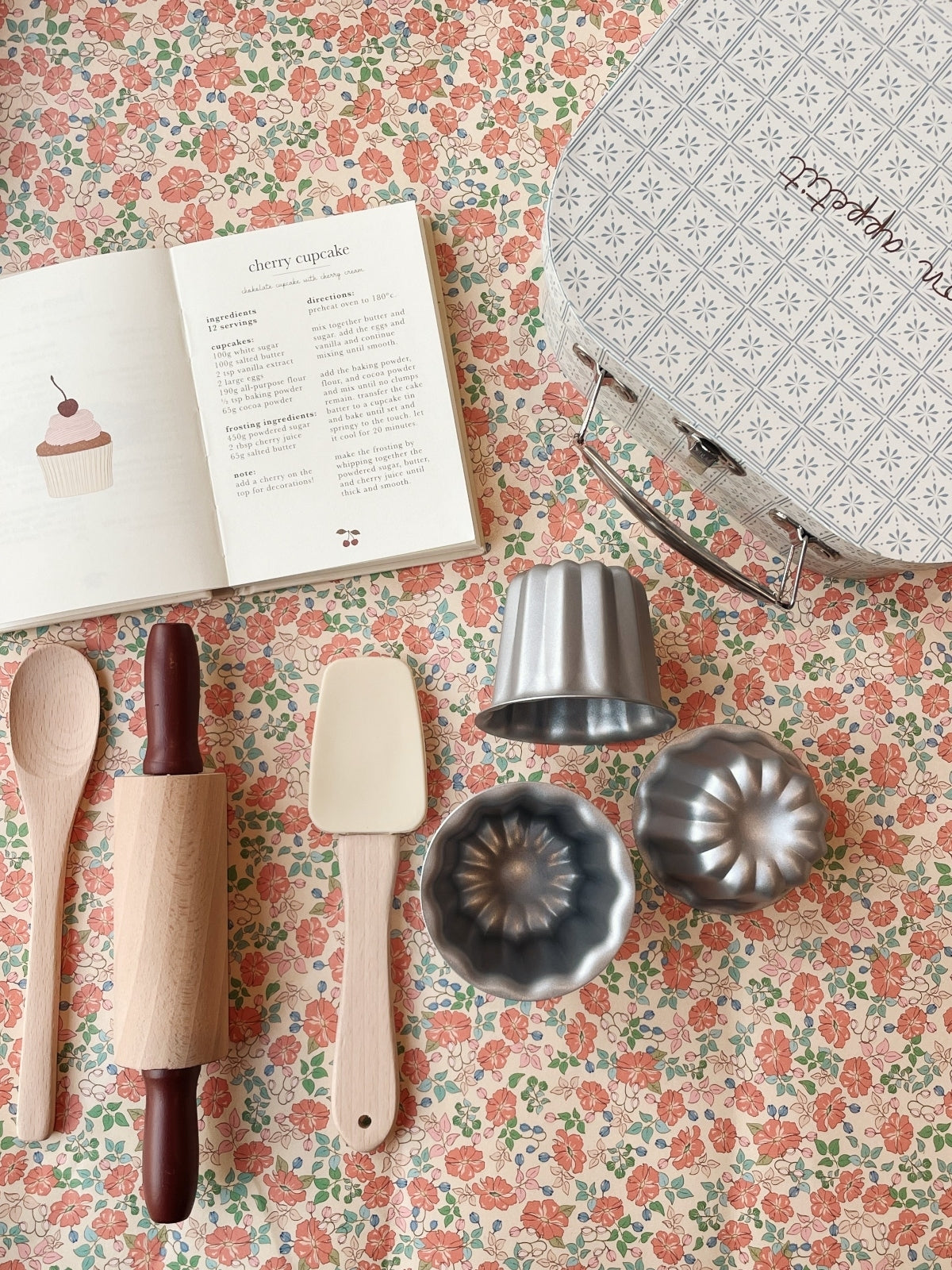 Madeline Baking Set Pretend Play Konges Sløjd   