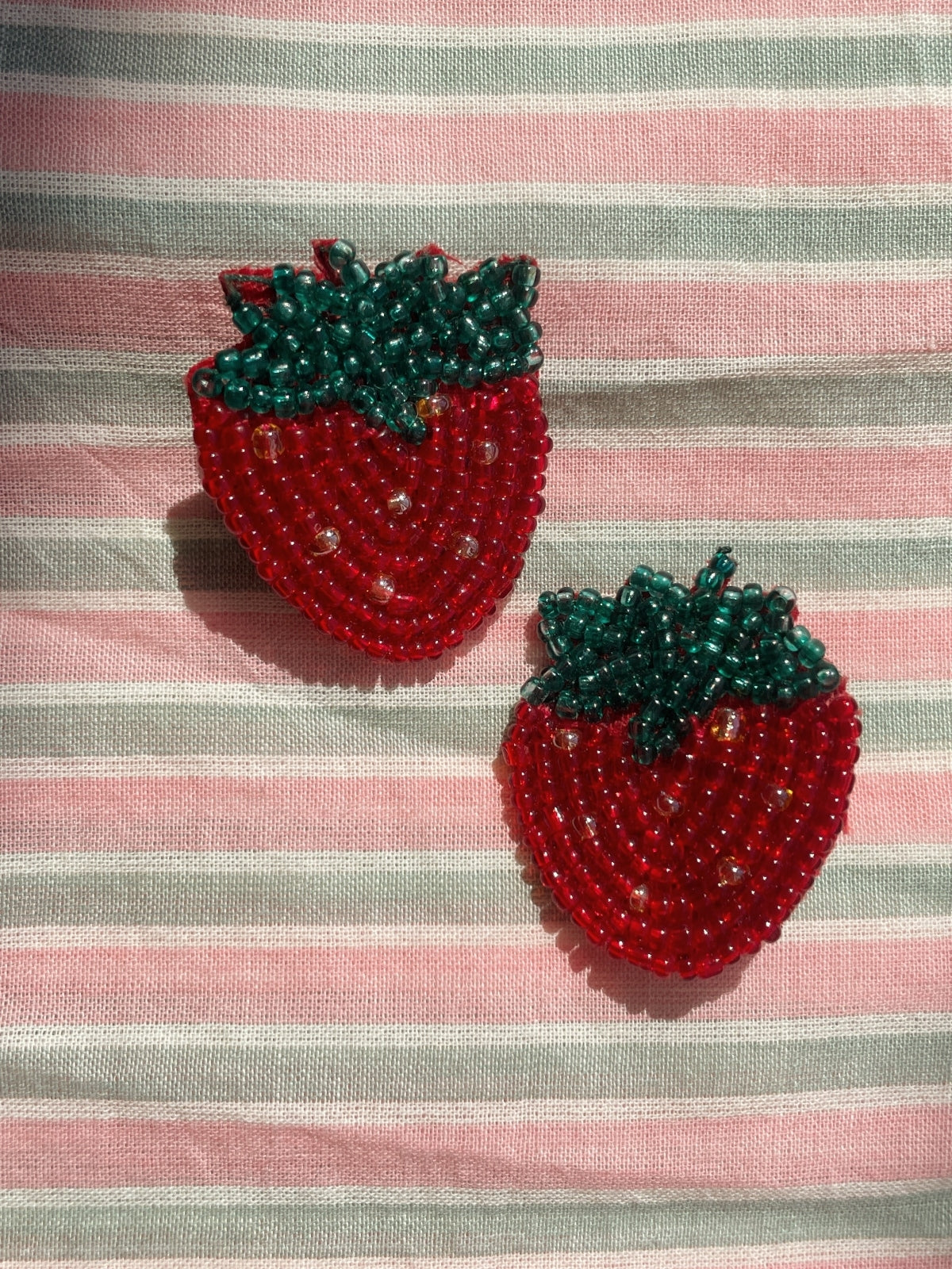 Set of Strawberry Beaded Hair Clips Hair Accessories Konges Sløjd