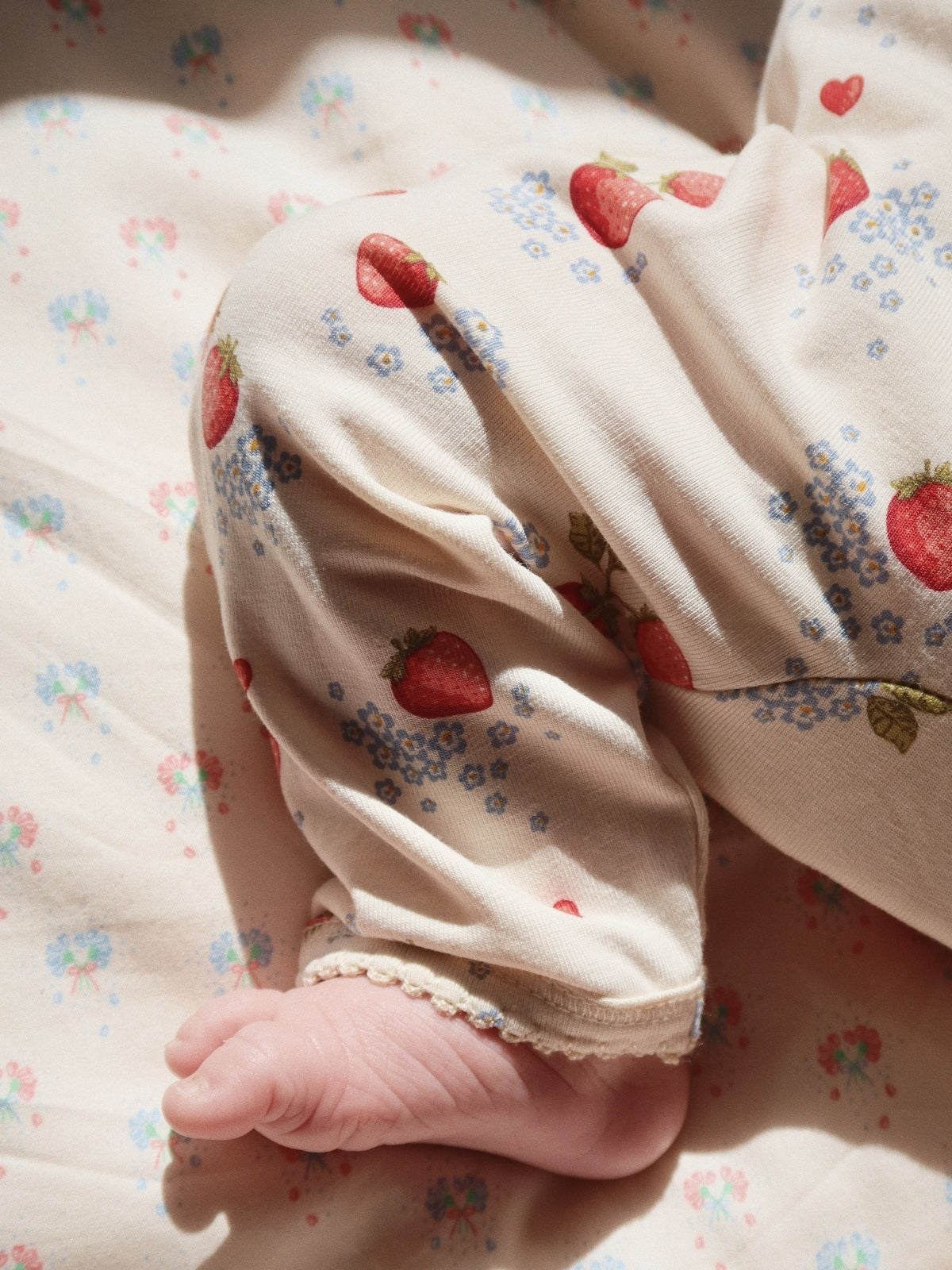 Strawberry Print Romper Rompers Konges Sløjd