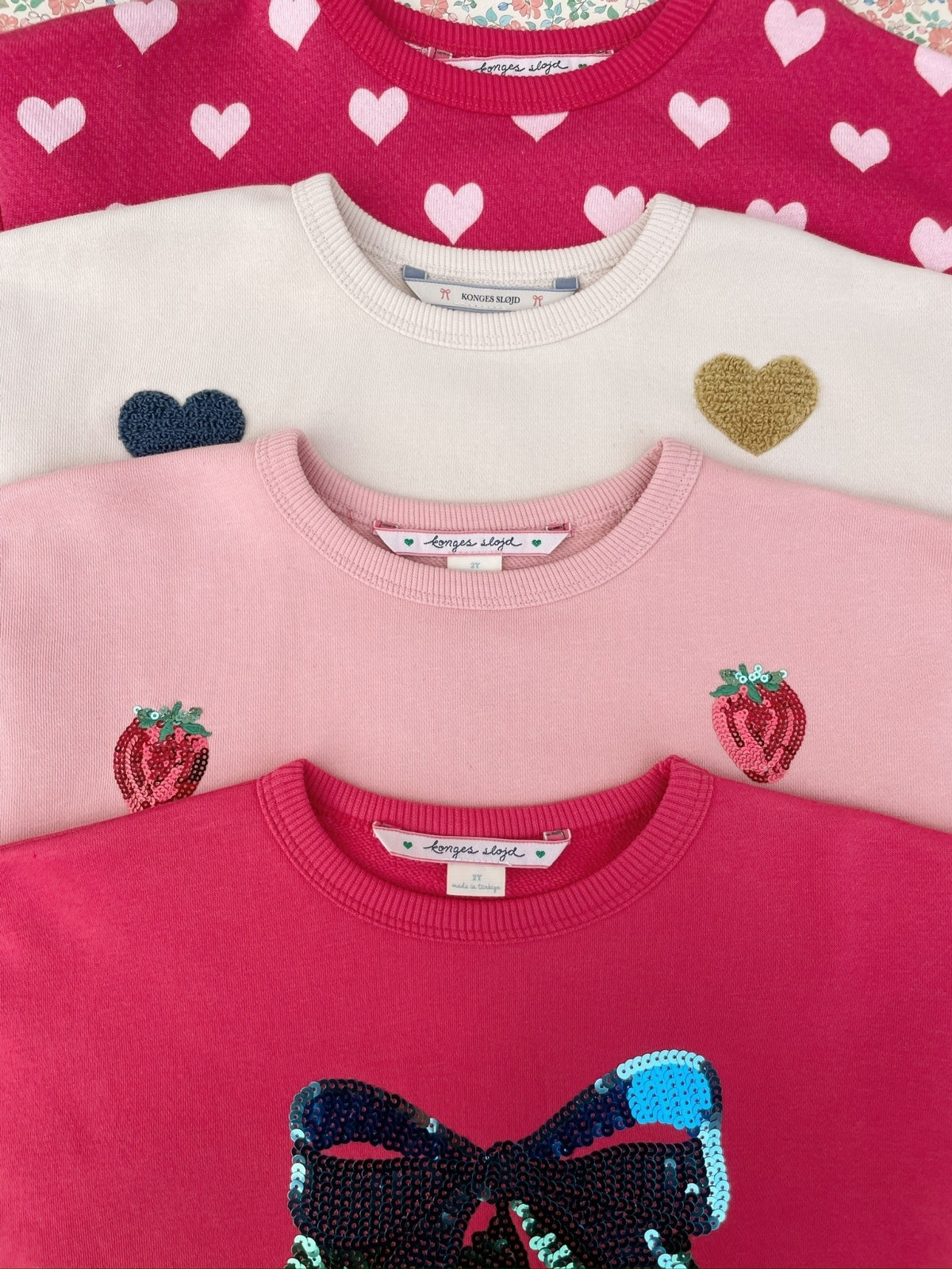 Strawberry Sequin Sweatshirt Sweatshirts Konges Sløjd