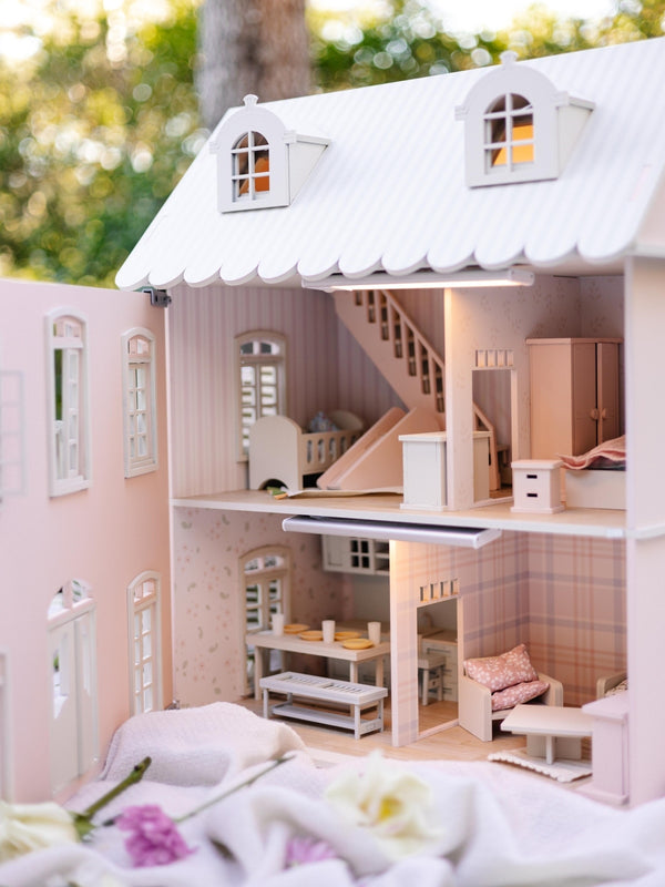House of Nice Pretend Play Little Forest Animals