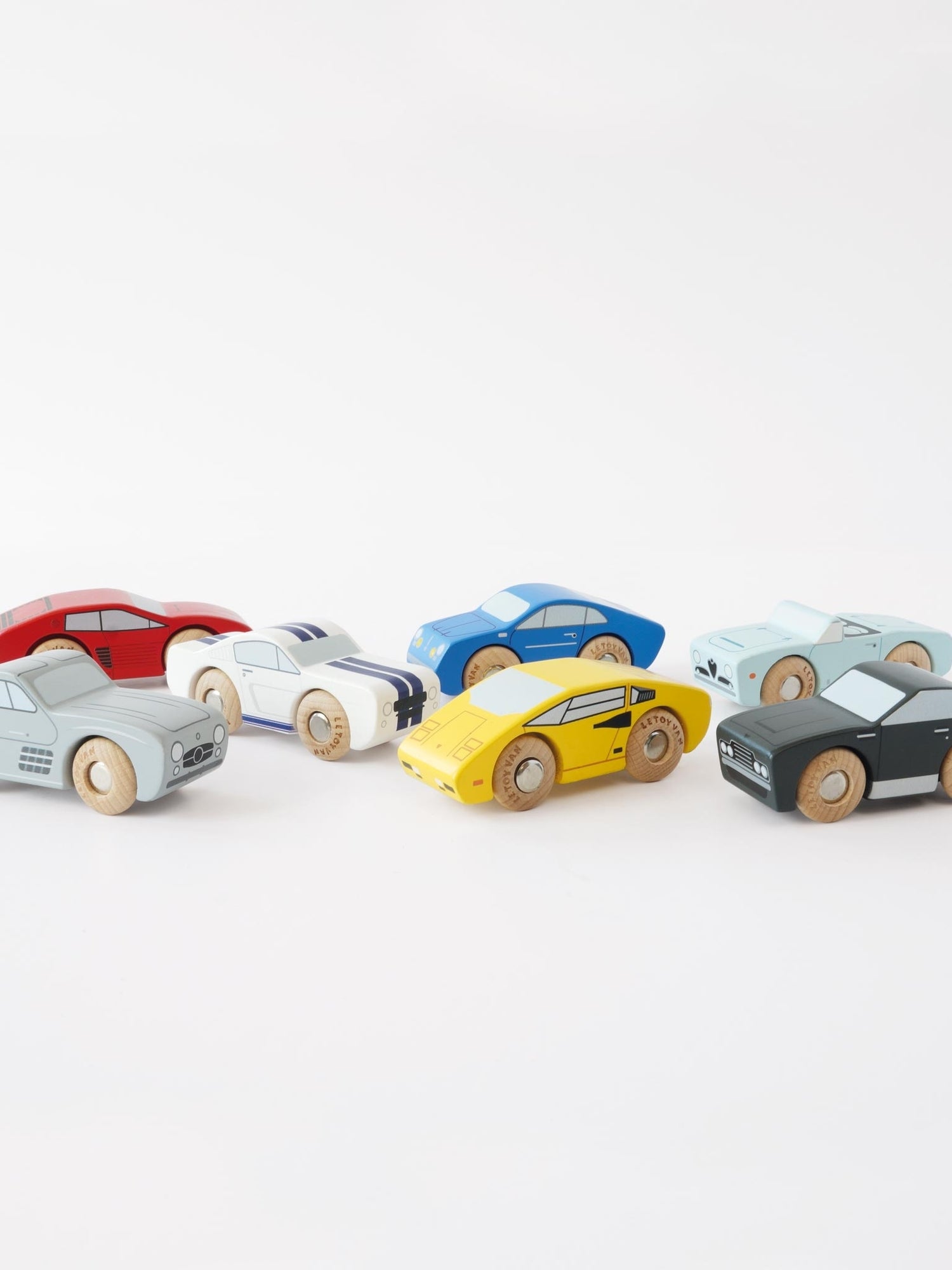 Classic Wooden Sports Cars Vehicles Le Toy Van