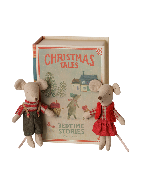 Christmas Twin Mice, Little Sister and Brother in Book