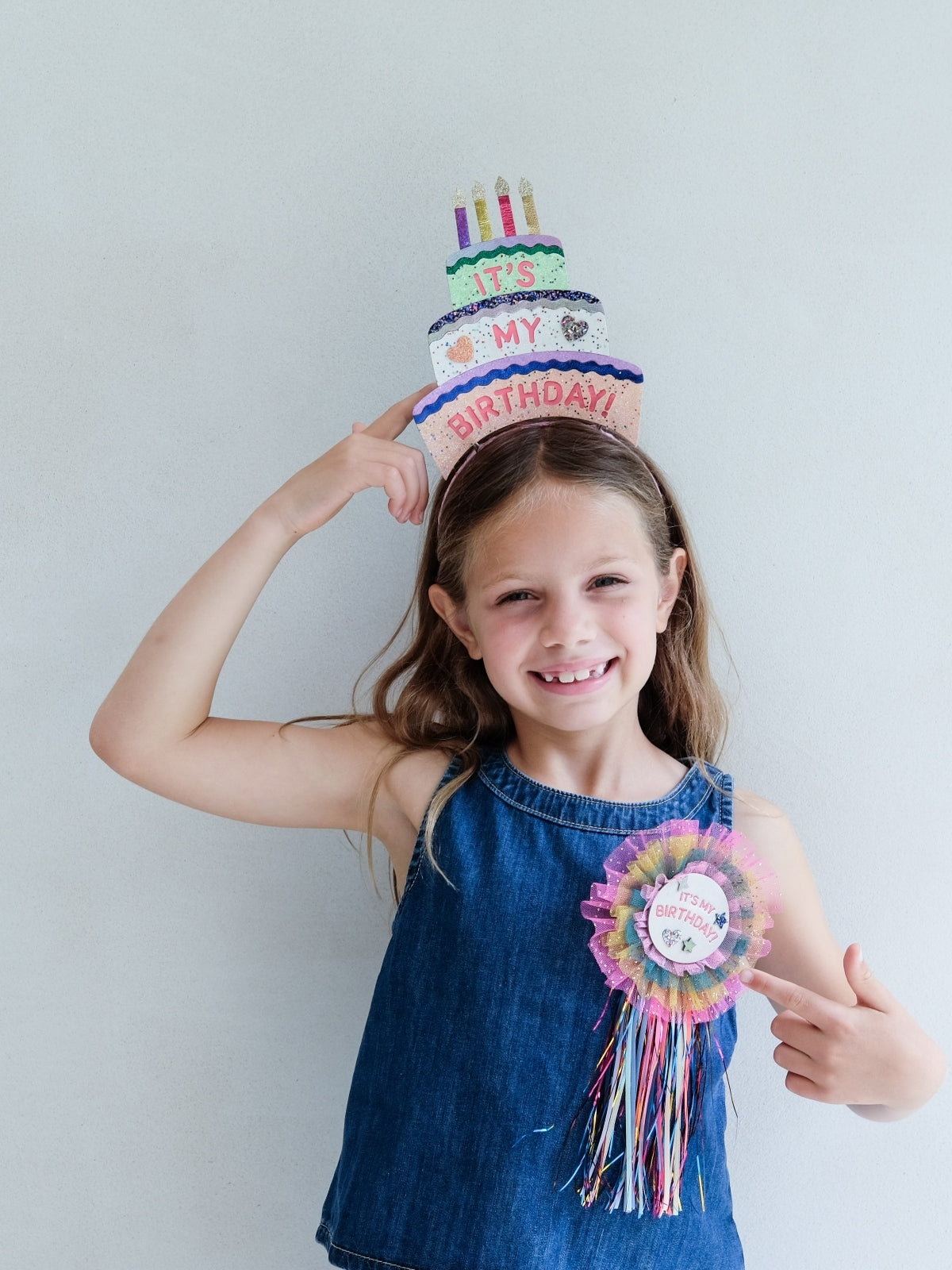 Diva Birthday Badge Party Supplies Mimi & Lula