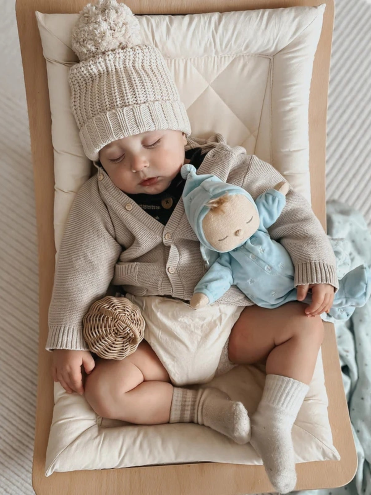 Lullaby Dozy Dinkum Leo Plush Olli Ella