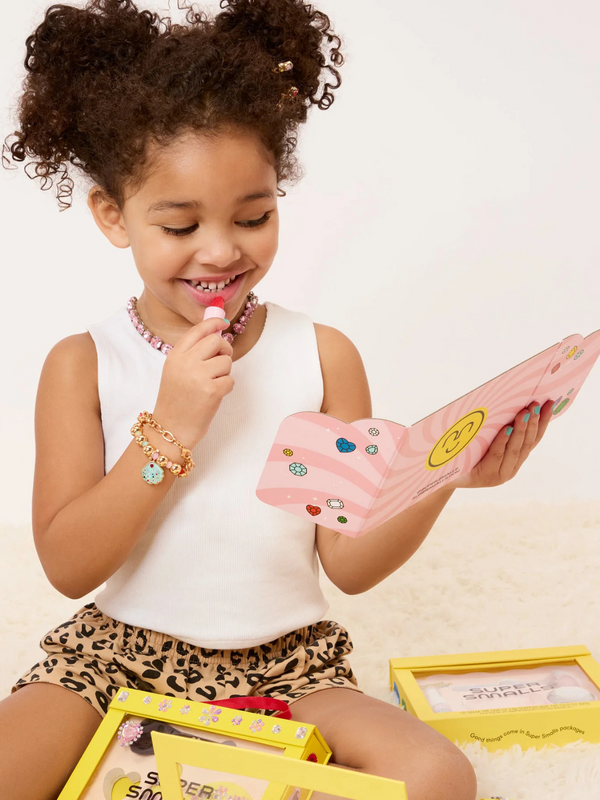 Mom's Beauty Starter Kit Pretend Play Super Smalls