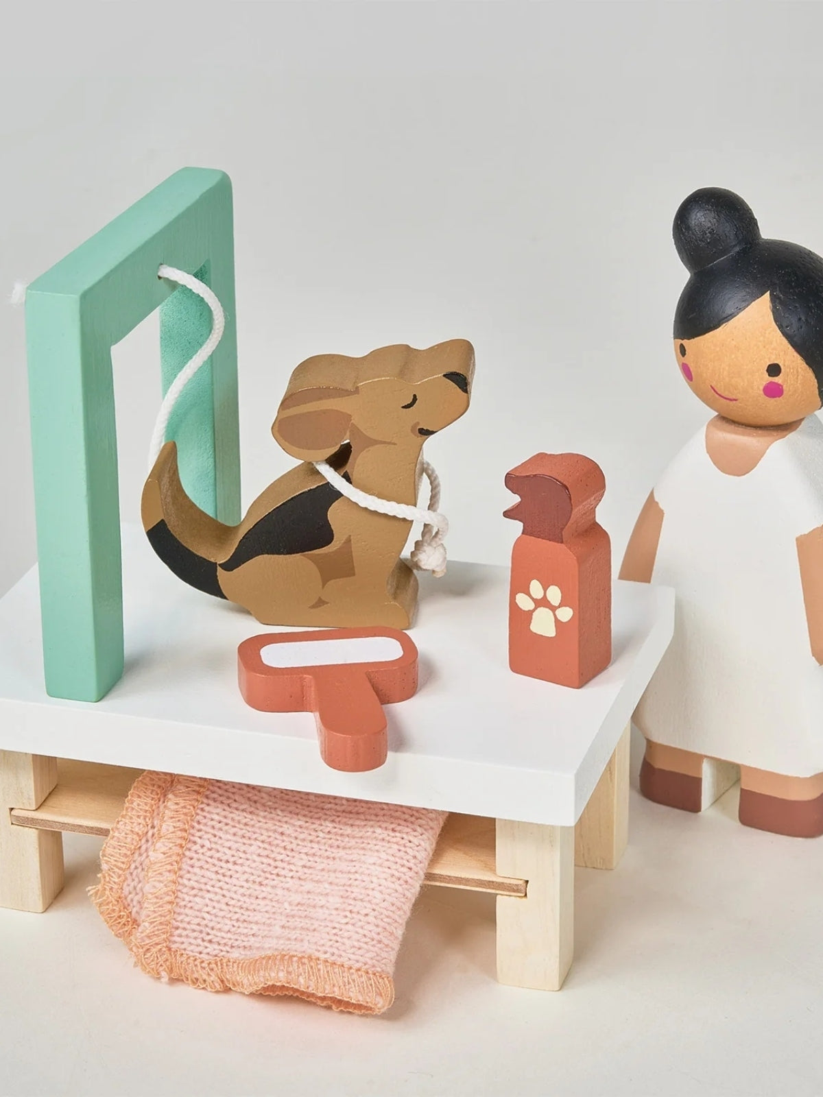 Waggy Tails Dog Salon Pretend Play Tender Leaf Toys