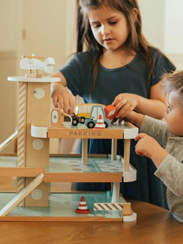 Little Tot Parking Lot Pretend Play Wonder & Wise