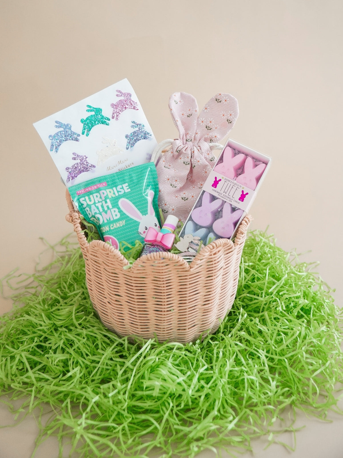 Easter Egg-cessories Basket Bundle Danrie