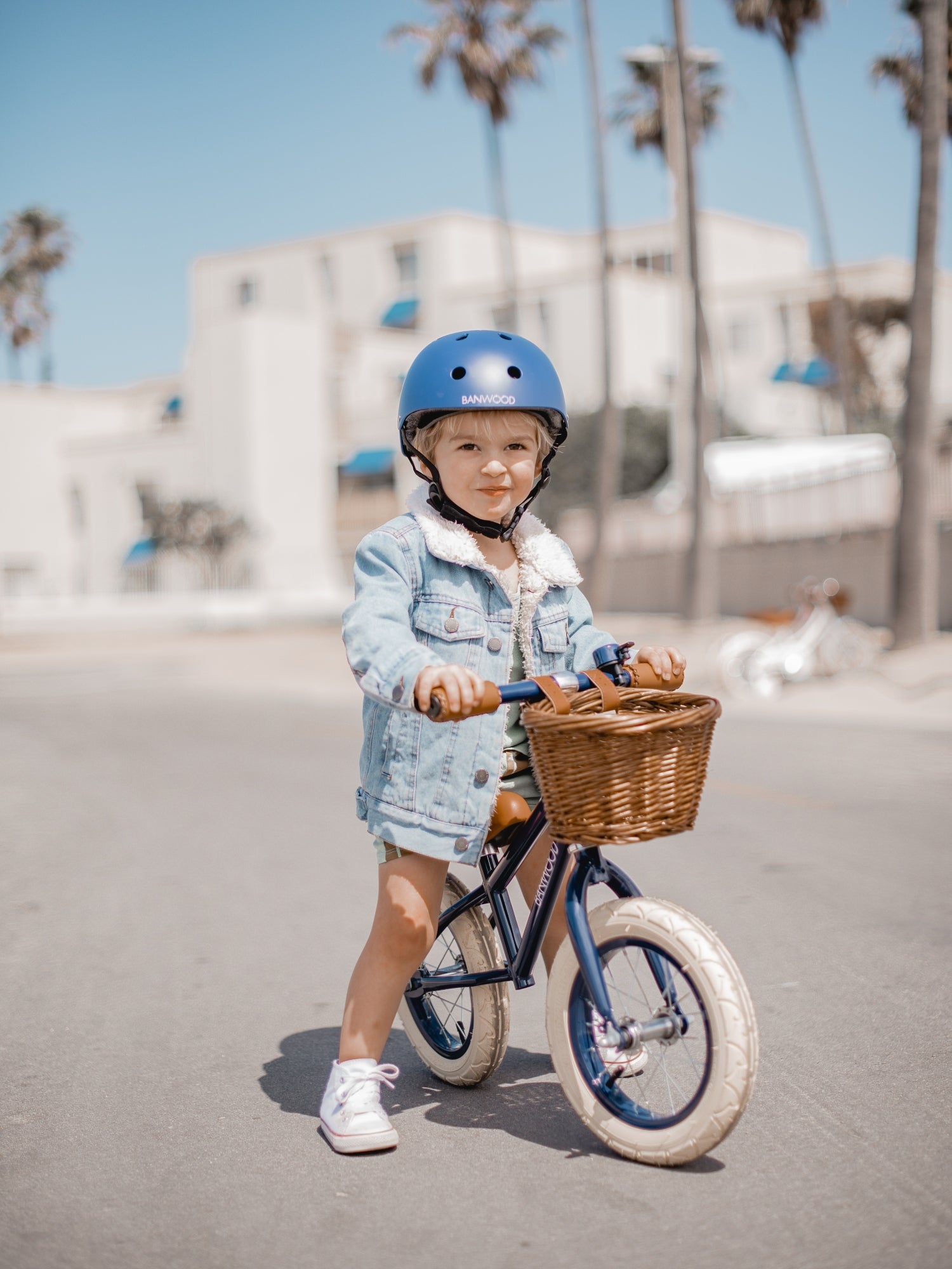 Banwood best sale pink helmet