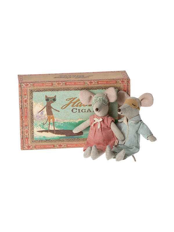 Mum and Dad Mice in Cigarbox Pretend Play Maileg   